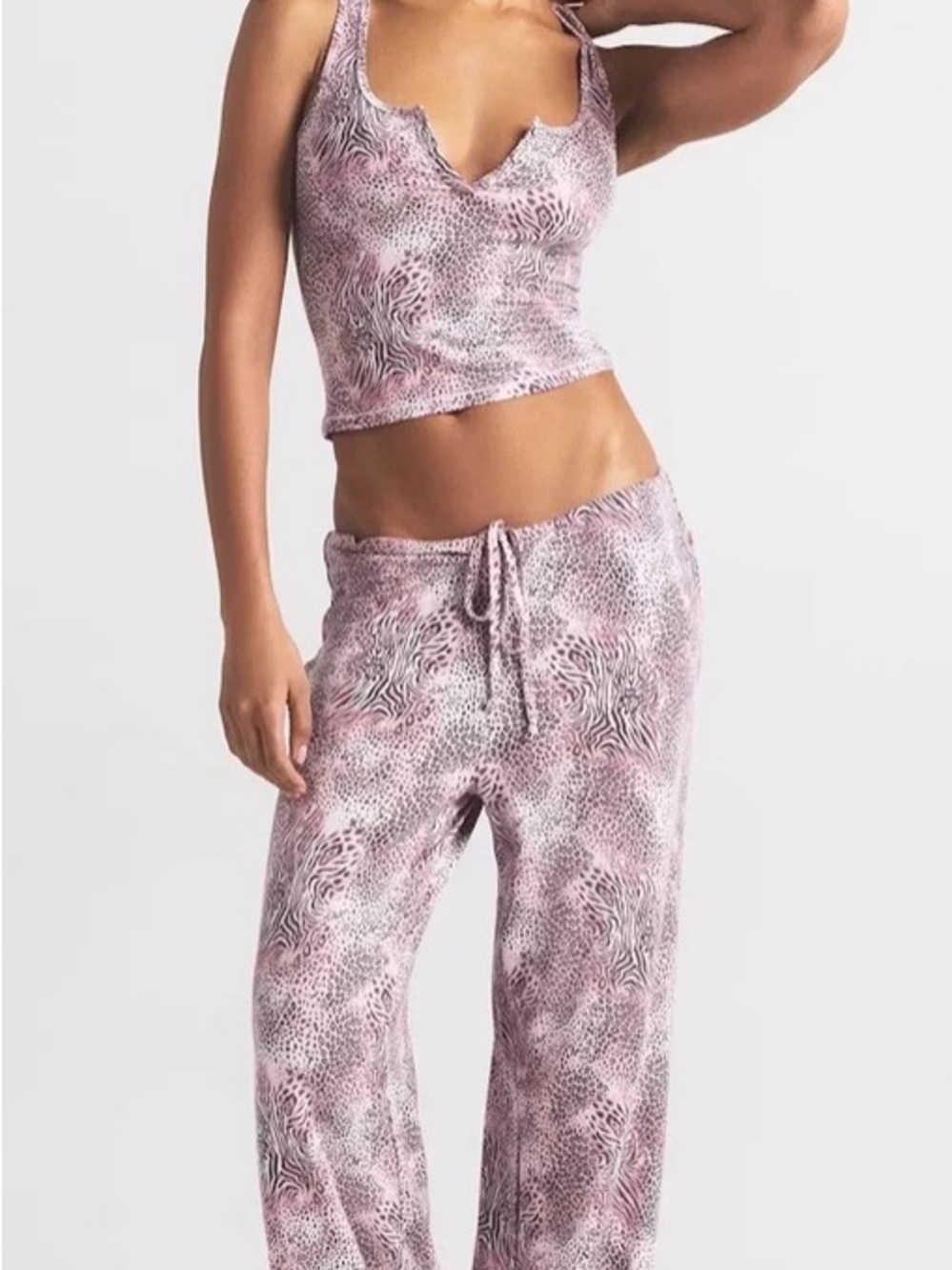 SKIMS SOLD OUT Sleep Pink Animal Print Two-Piece Set